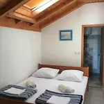 Polic Lägenhet Jezera