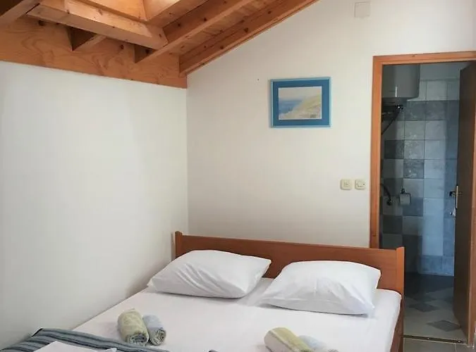 Polic Apartman Jezera